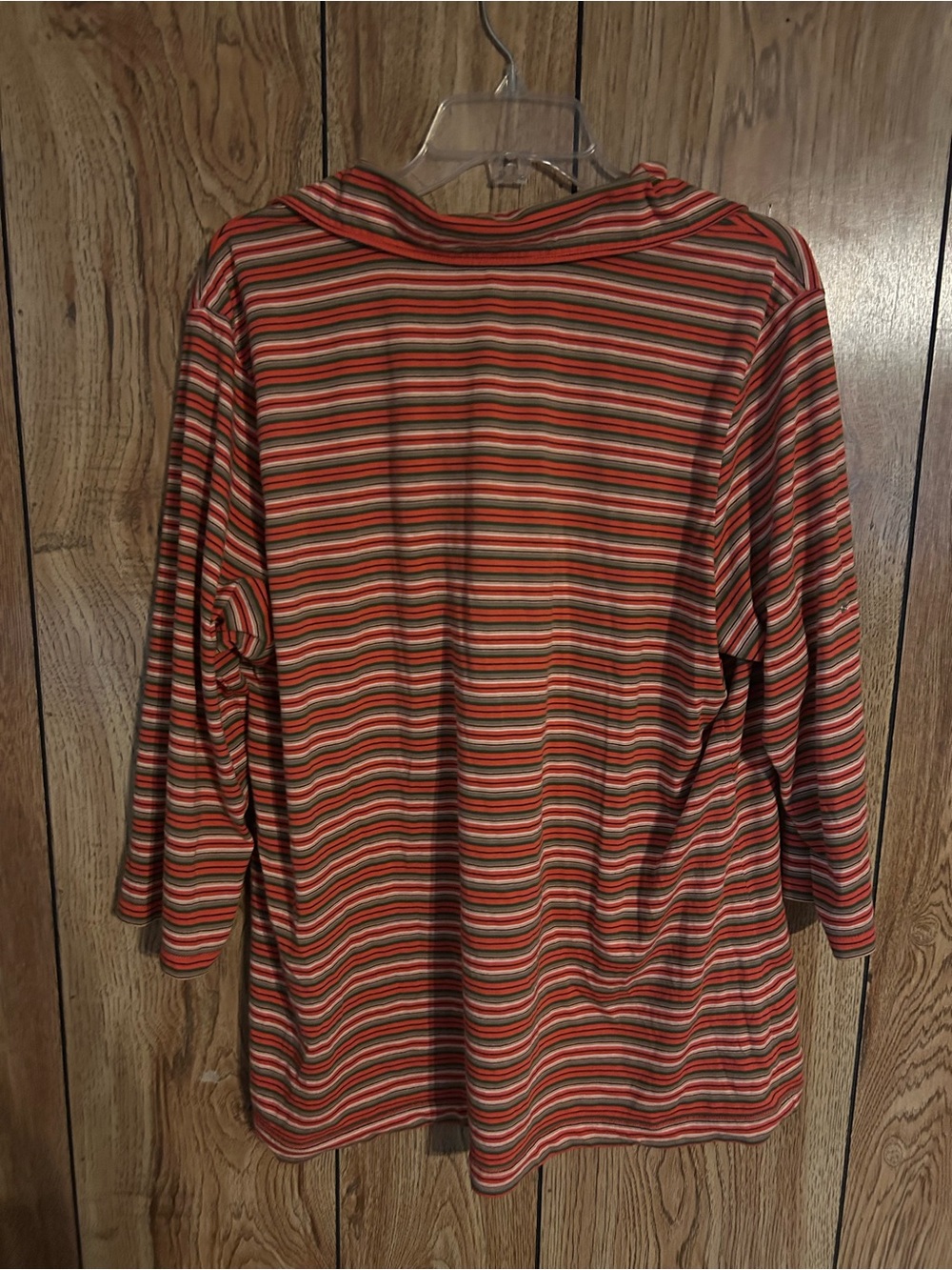 Tommy Hilfiger Women’s 2X Multicolor Striped
3/4 Button-Up Shirt - Picture 2 of 5